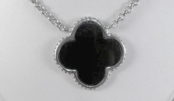 Black onyx clover